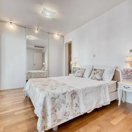 公寓 Direct Sea View 3bedroom Apt, Lapad *
